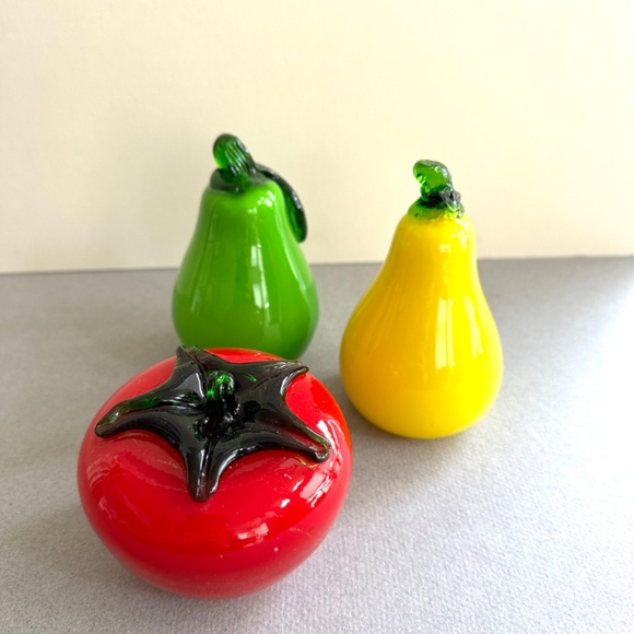Set of 3 Hand Blown Glass Fruit Murano Style Glass Fruit Tomato, Lemon, & Lime - Picture 12 of 12